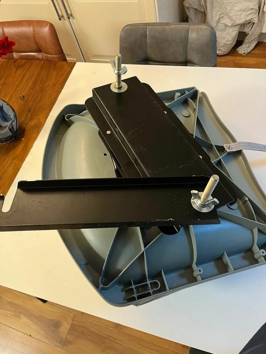 Boat Seat - folding, with swivel base - Image 2