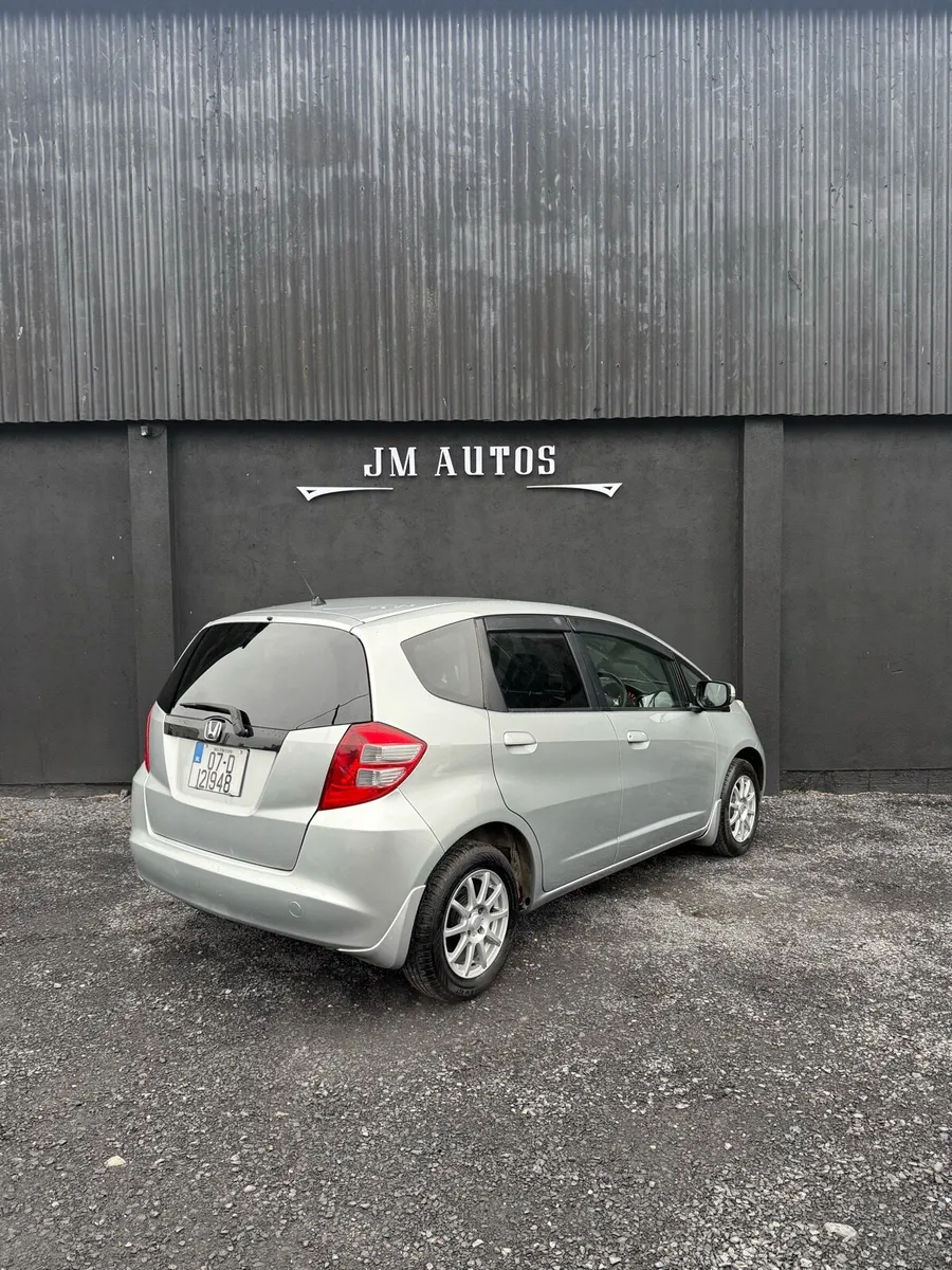 Honda Fit Automatic 01/27 NCT - Image 3