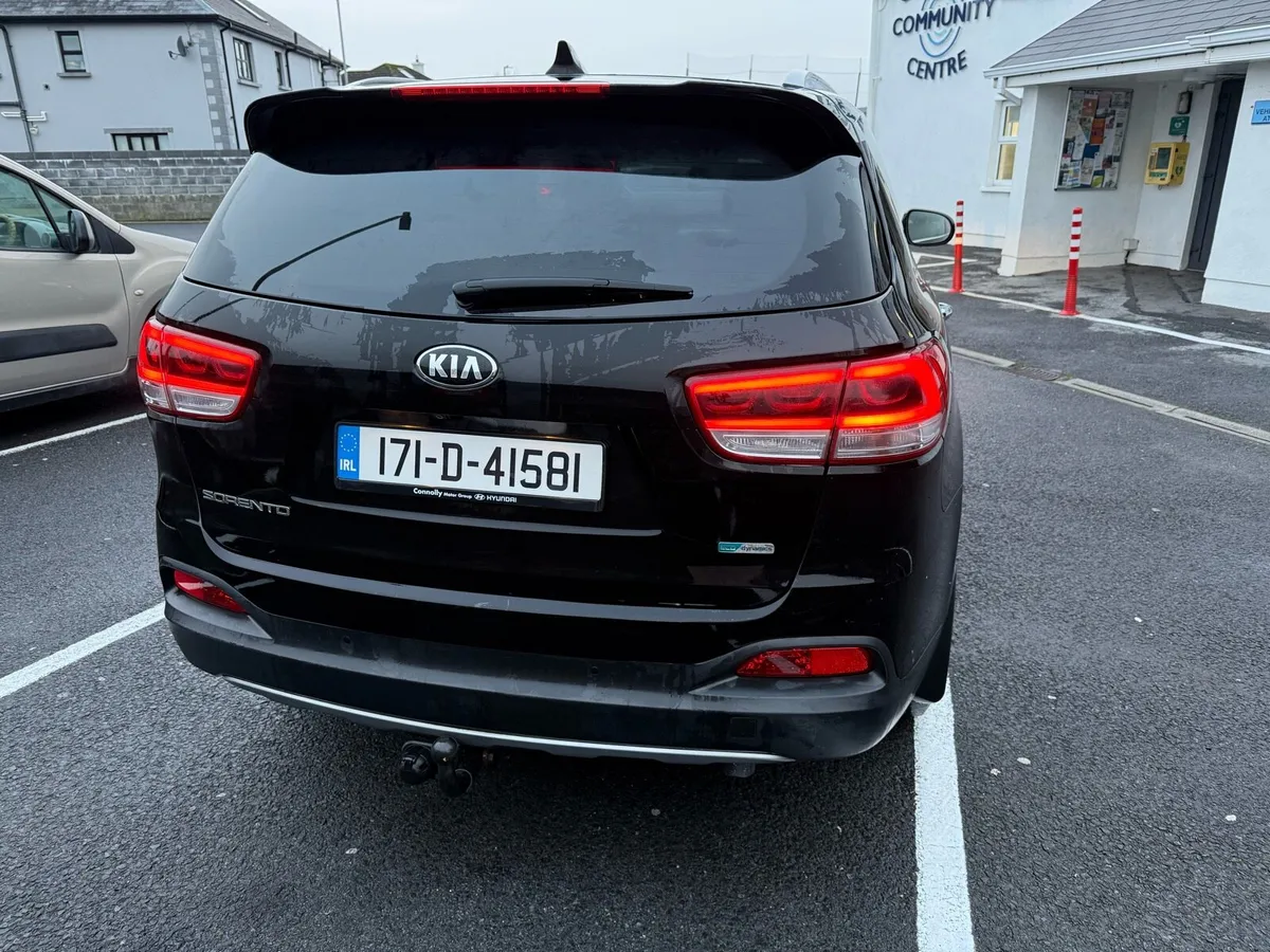 Kia Sorrento 2.2 Platinum 4x4 5dr 7 seater - Image 4