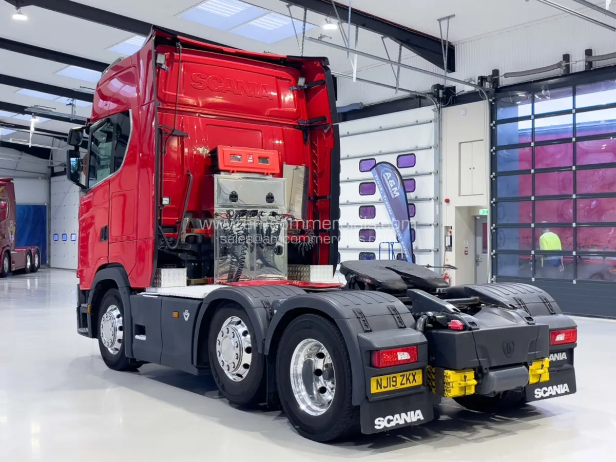2019 (19) SCANIA S580 6X2 MIDLIFT HIGH CAB V8 - Image 4