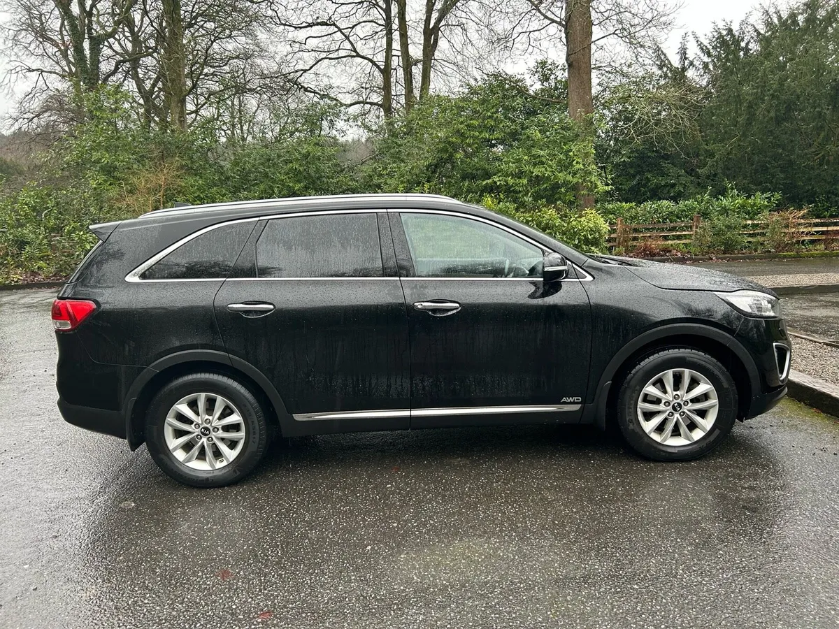 Kia Sorento 2015 diesel 7 seater - Image 4