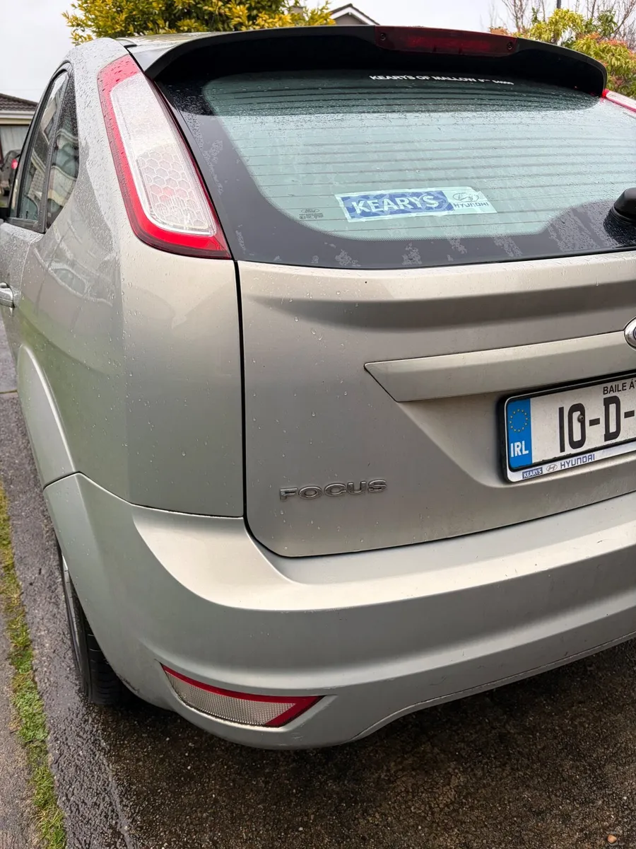 Ford Focus 2010 - Image 4