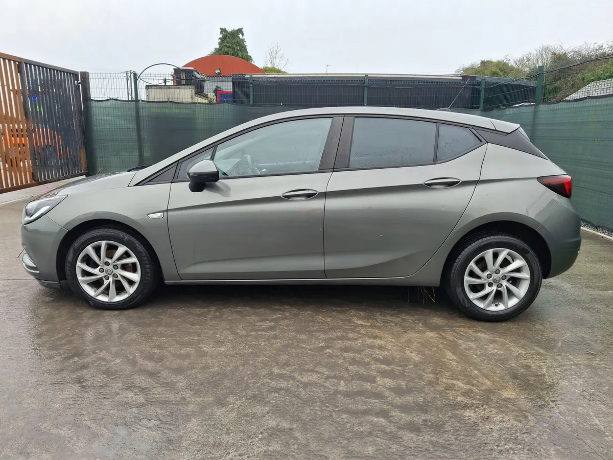 2019 Opel Astra  1.6 Diesel - Image 3