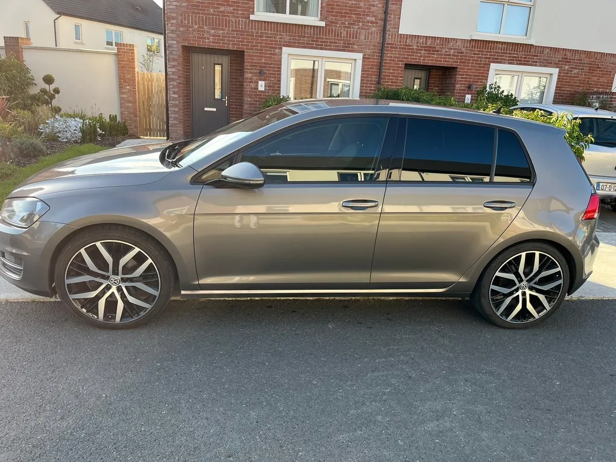 Golf 7 2013 2.0tdi DSG  automatic - Image 2