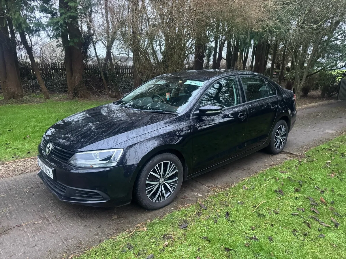 2012 VW Jetta Auto with only 52000 miles - Image 3