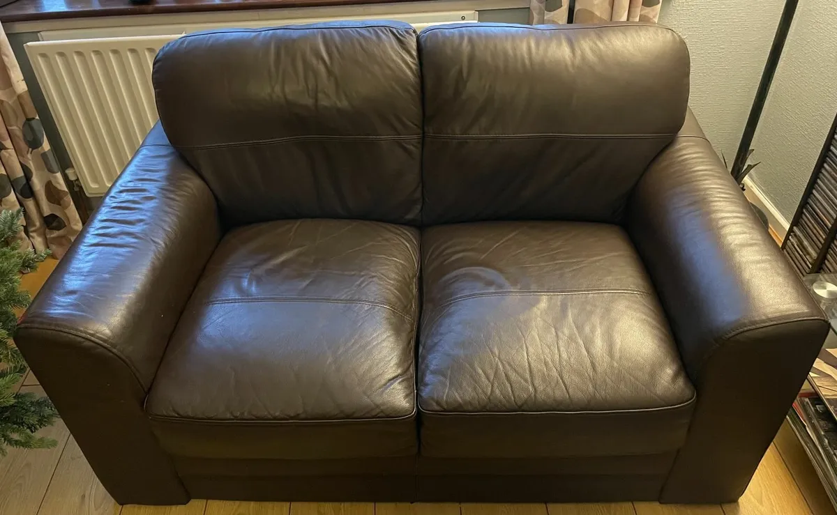 Leather 3 seater and 2 seater couches - Image 2