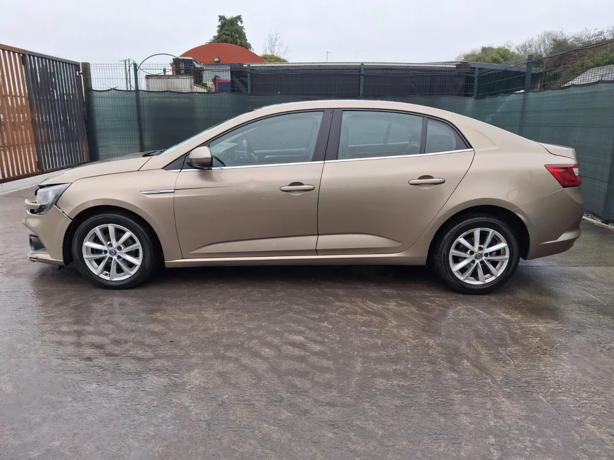2017 Renault Megane  Grand Coupe 1.5 Diesel - Image 4