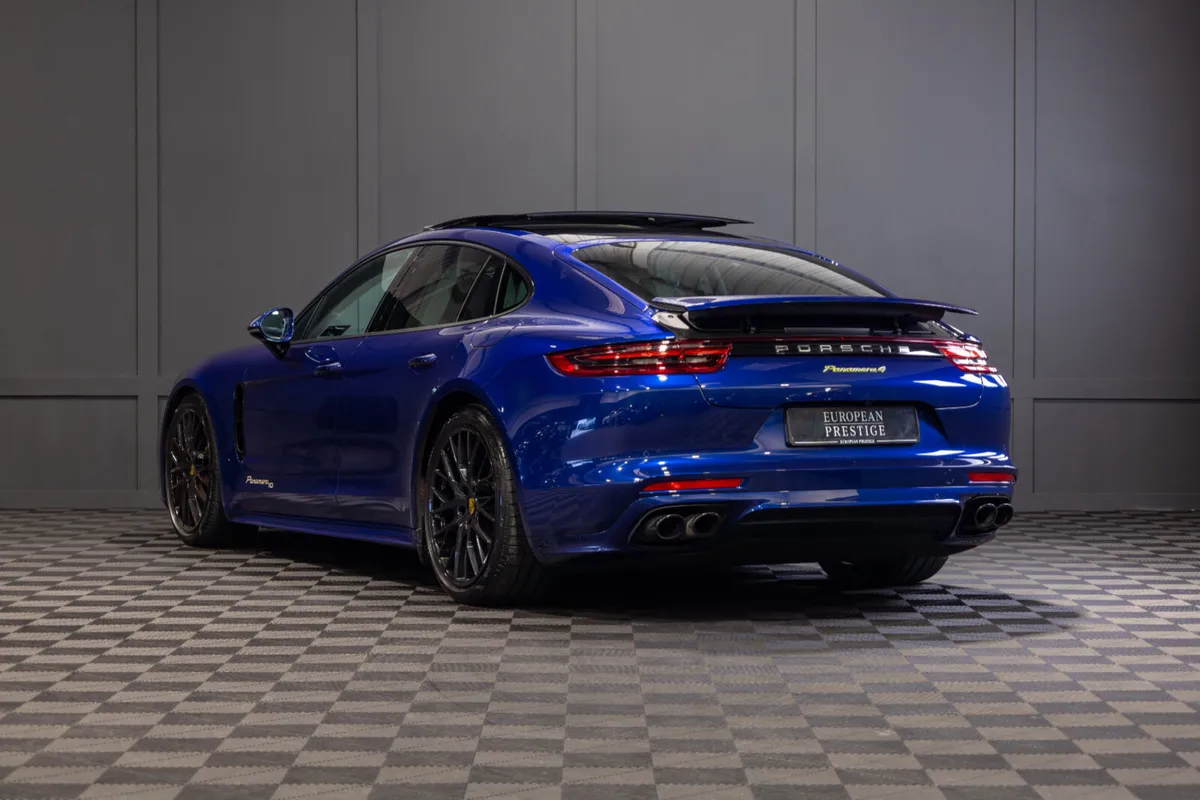 202 Porsche Panamera 4 E-Hybrid 10 Years Edition - Image 4