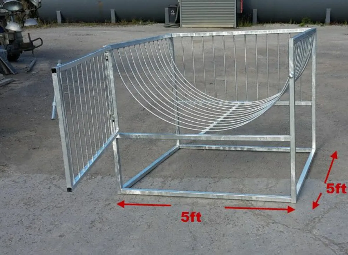 Bale feeder - Image 2