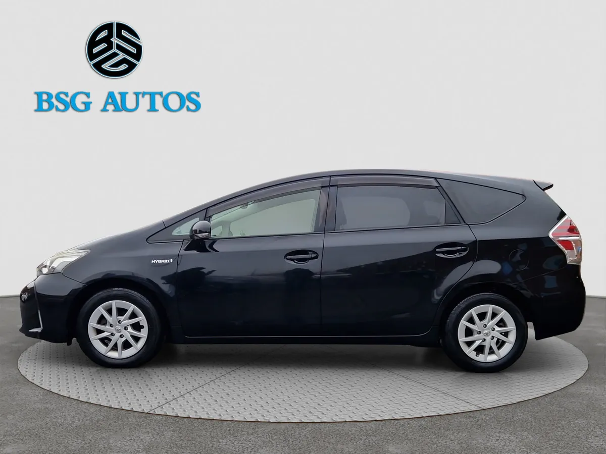 2015 TOYOTA PRIUS ALPHA  ** 7 SEATER** 1.8  HYBRID - Image 4