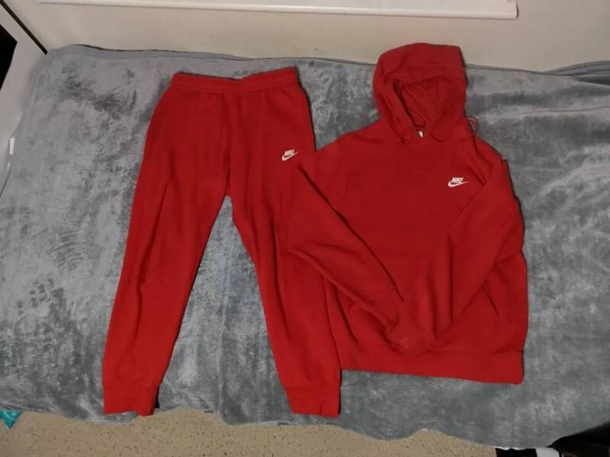 5 Mens Tracksuits - Image 3