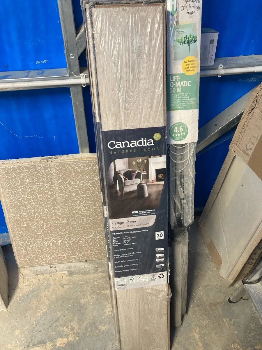 Wood flooring - Image 1