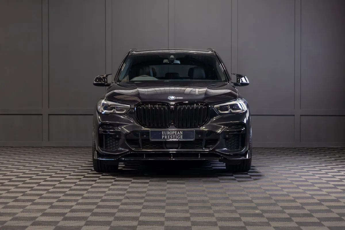 222 BMW X5 X-Drive 45e M-Sport - Image 2