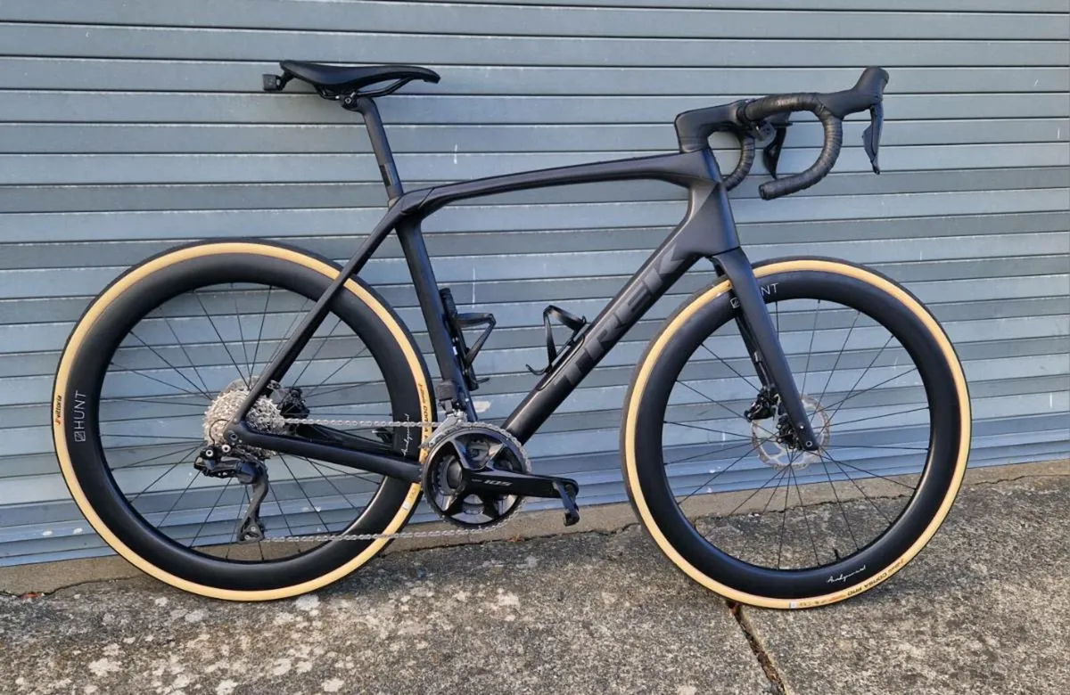 Trek Domane SL6 Di2 12sp - Image 2