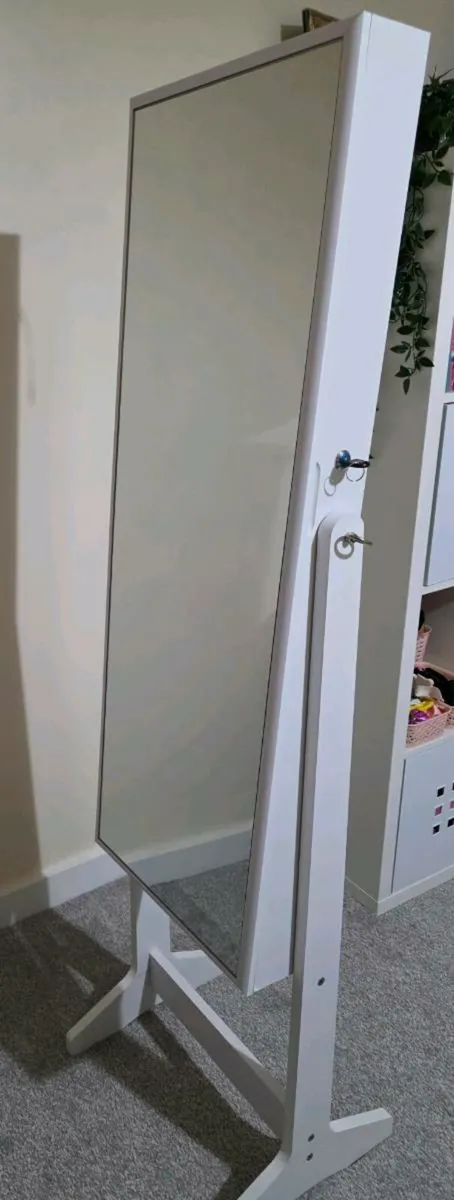 Lockable Jewellery Storage Mirror Armoire Freestan - Image 3