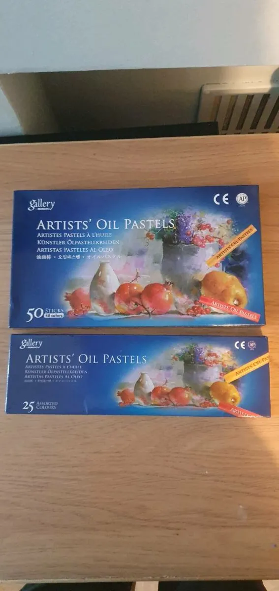 25/50 Soft Oil Pastels