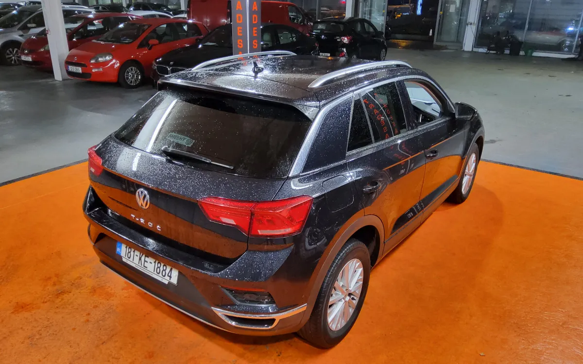 Volkswagen T-Roc 2018 - Image 3