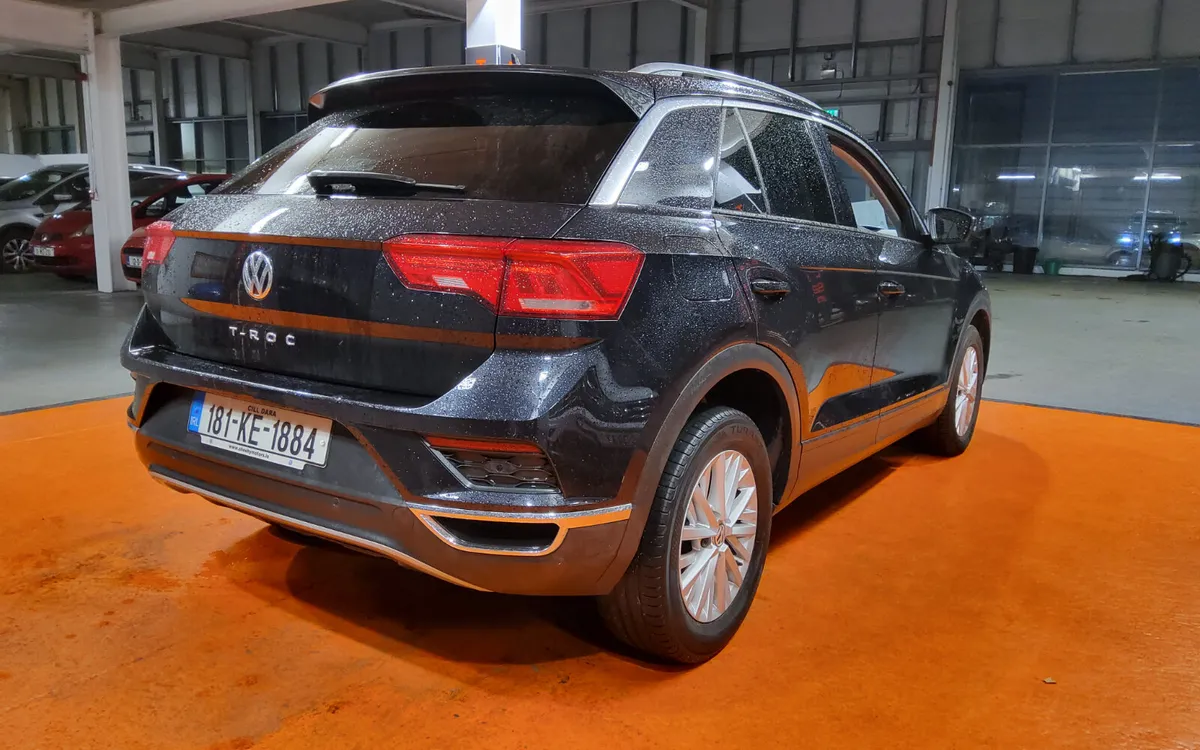 Volkswagen T-Roc 2018 - Image 4