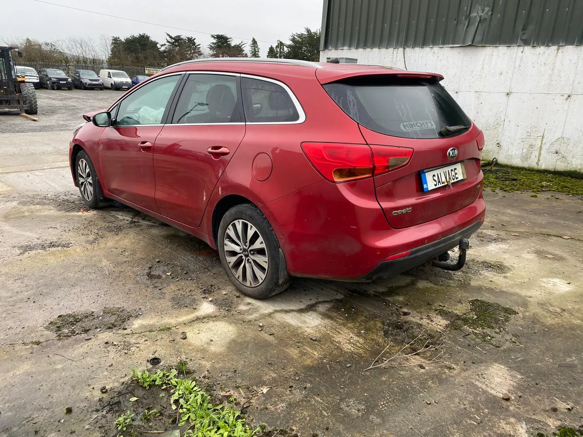 2016 KIA CEED ESTATE 1.6 DIESEL - Image 3