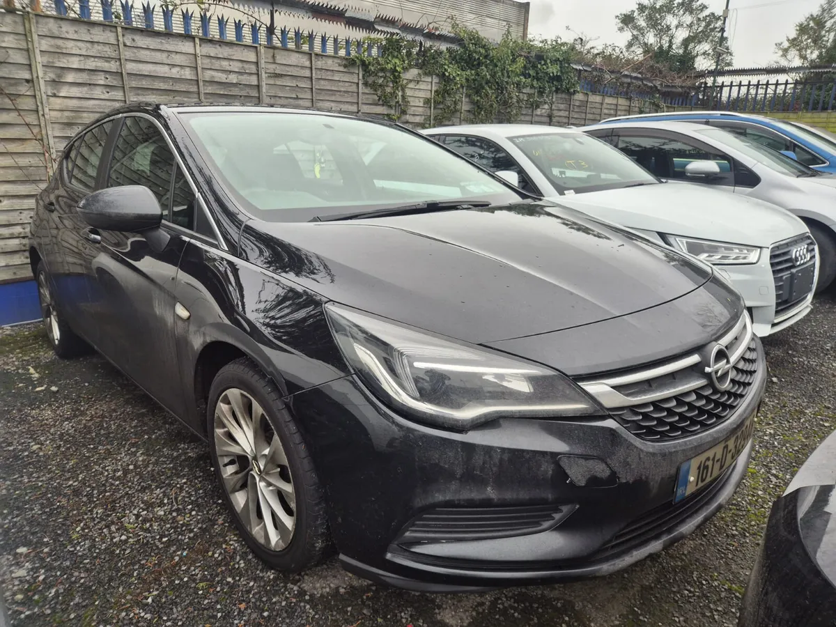 Lovely Opel Astra 2016 - Image 1