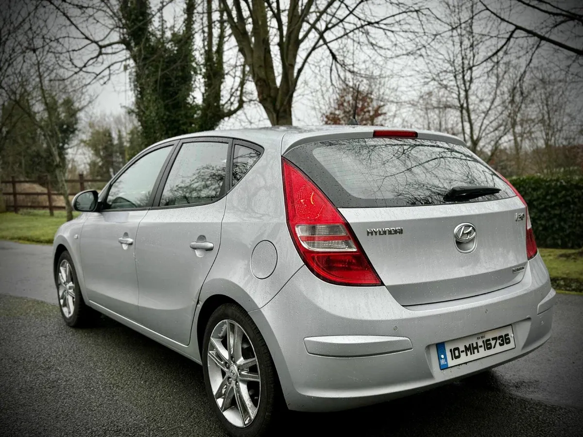 Hyunday i30 1.6Crdi premium New Nct - Image 3