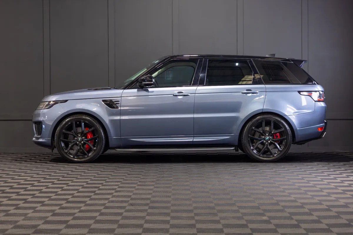202 Range Rover Sport P400e HSE Dynamic - Image 3