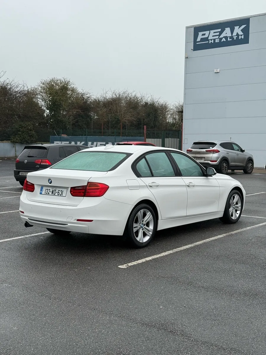 BMW 3-Series Sport (Low Mileage) - Image 4