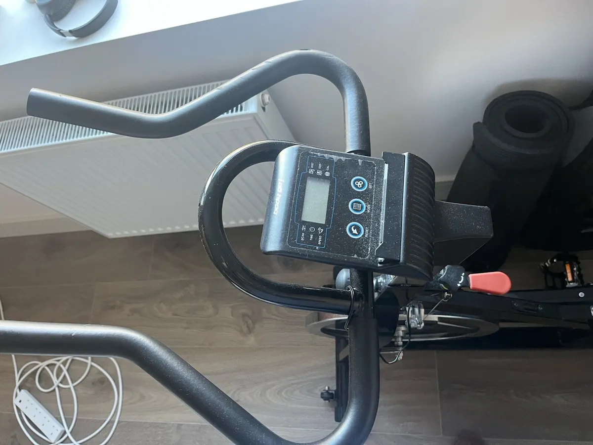 Spin bike - Image 2