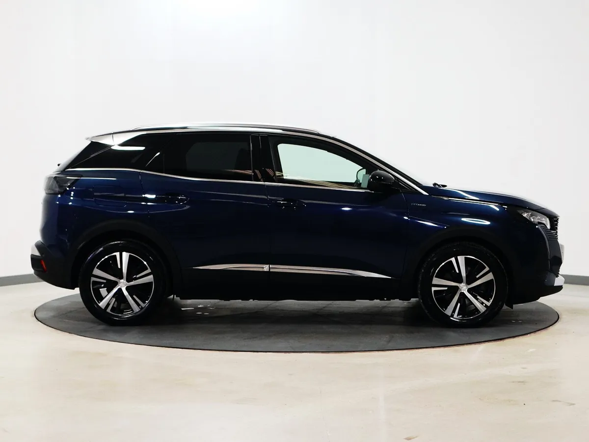 *92* 2023 Peugeot 3008 1.6 GT PHEV AUTOMATIC - Image 3