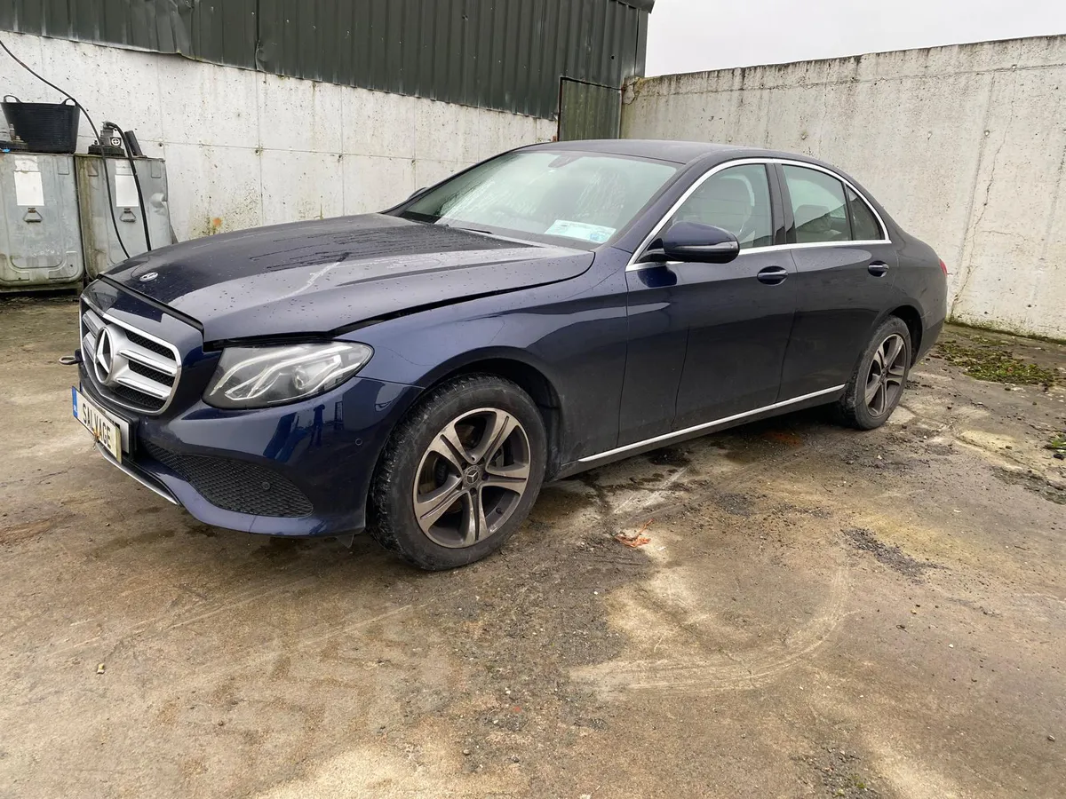 2018 MERCEDES E CLASS E220 - Image 2