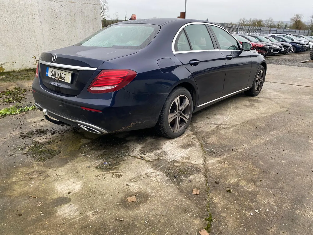 2018 MERCEDES E CLASS E220 - Image 4