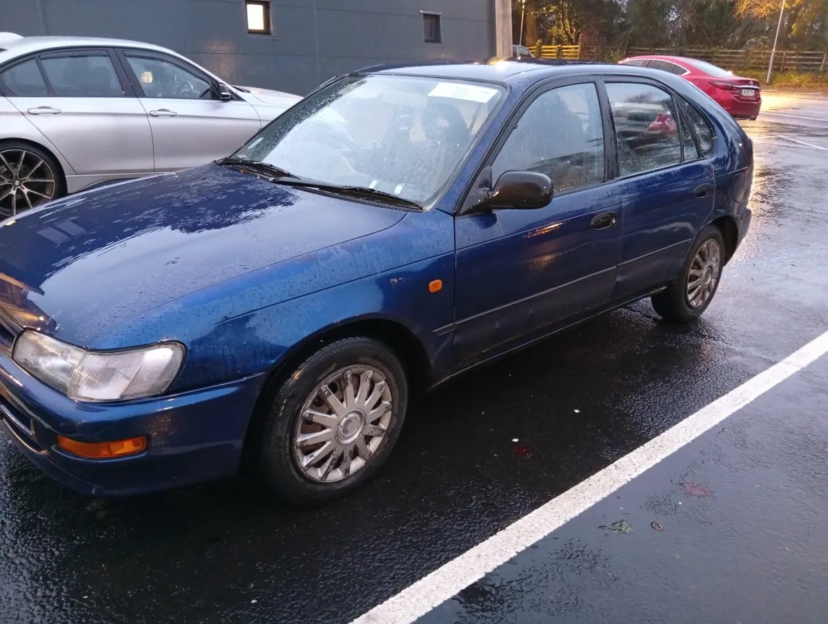 Toyota Corolla 1997 - Image 3
