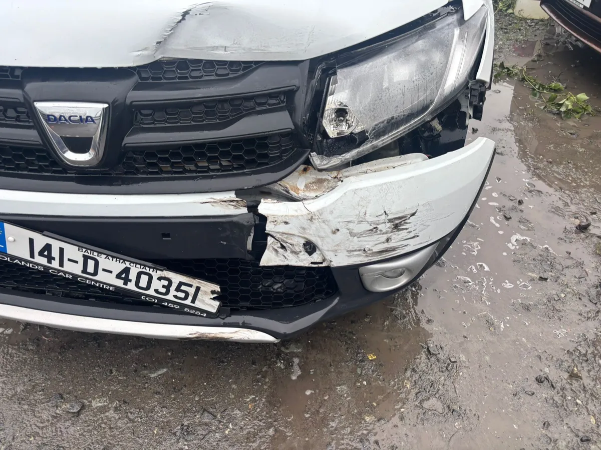 2014 Dacia Sandero Stepway 1.2 Petrol - Image 4