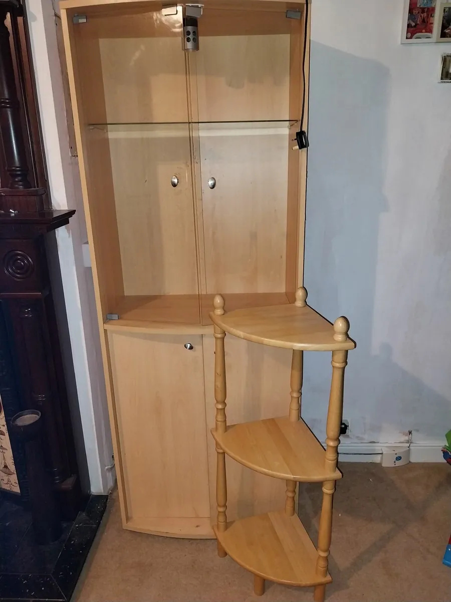 Glass cabinet and corner unit - Image 1