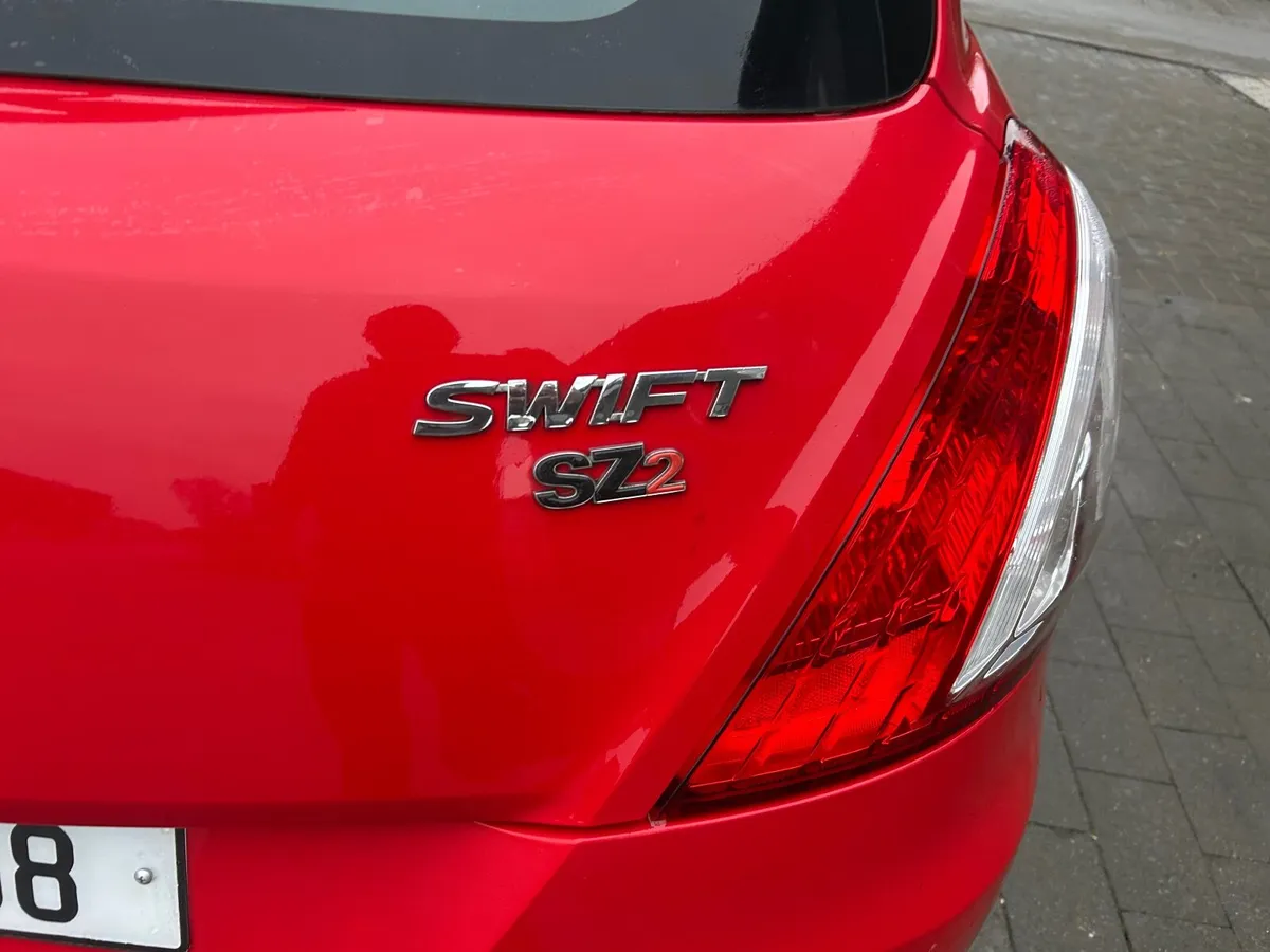 Suzuki Swift 2011 petrol 1.2 manual - Image 3