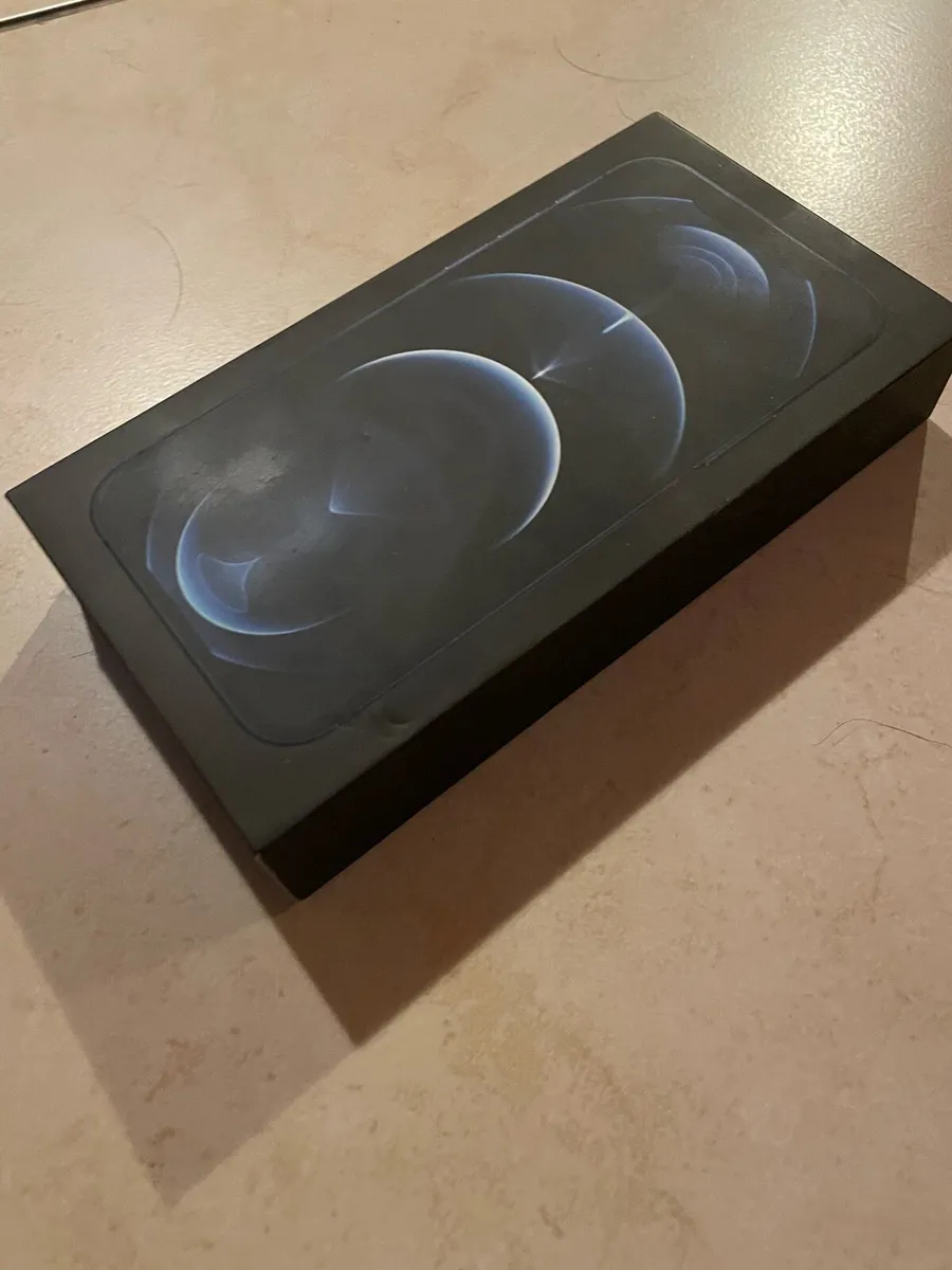 iPhone 12 Pro - Image 2