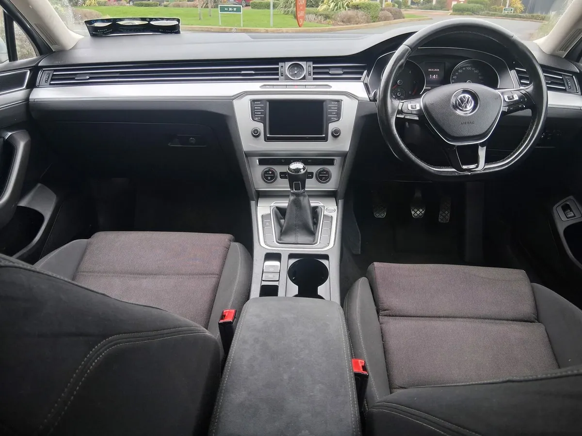 2015 VOLKSWAGEN PASSAT NEW NCT - Image 4