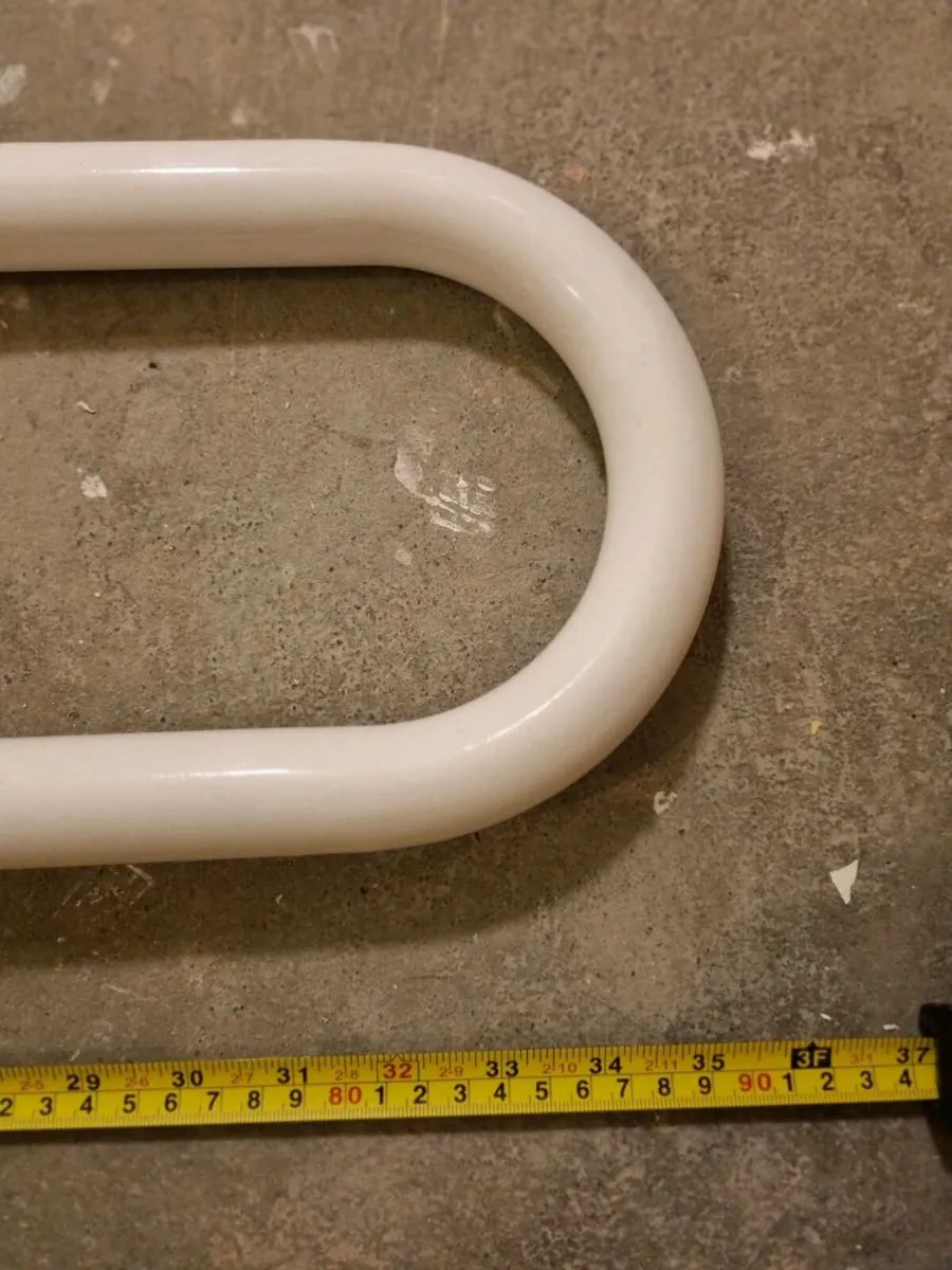Grab rails and Toilet grab rail - Image 4
