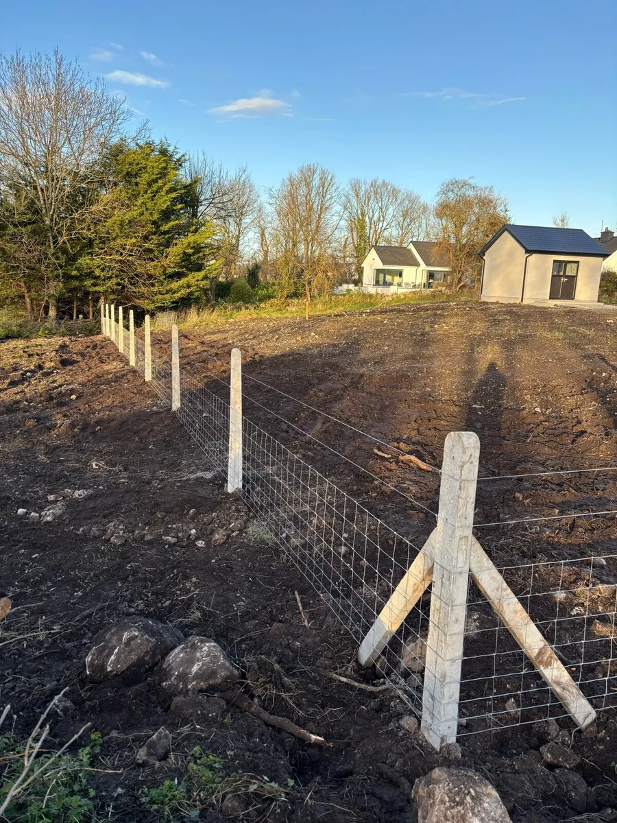 Fencing labour wanted - Image 1