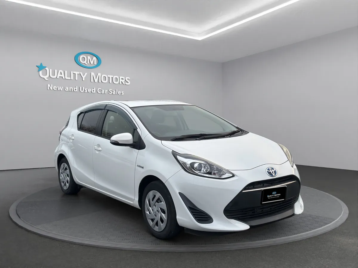 2018 TOYOTA AQUA HYBRID (S96) - Image 1