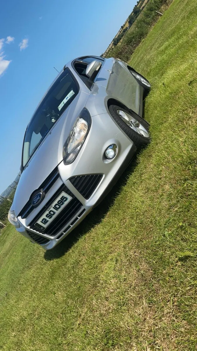 12 Ford focus - Image 3