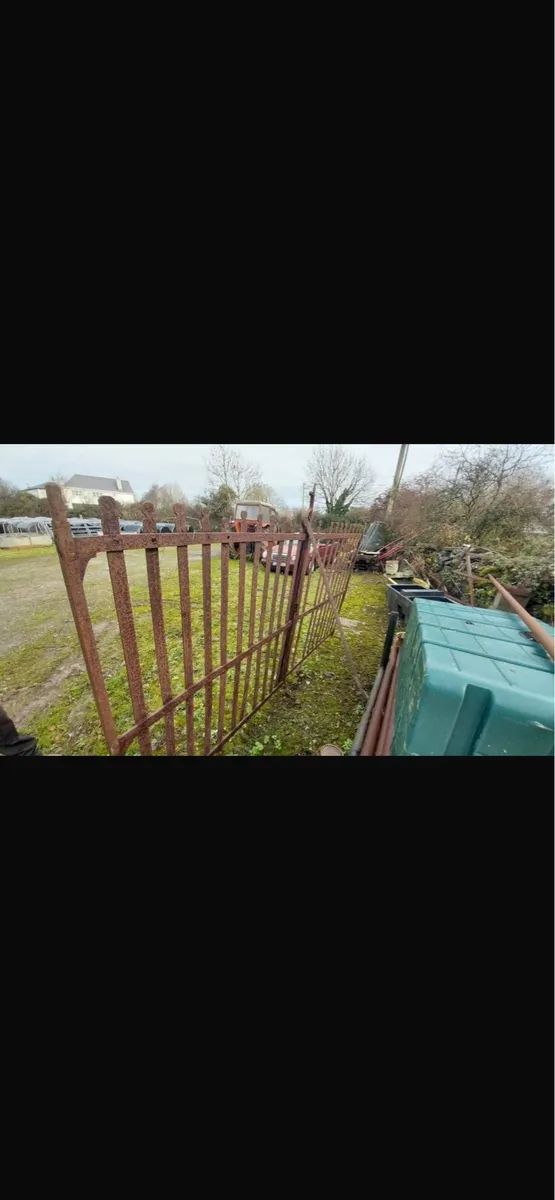 Antique Style Solid Gates - Image 3