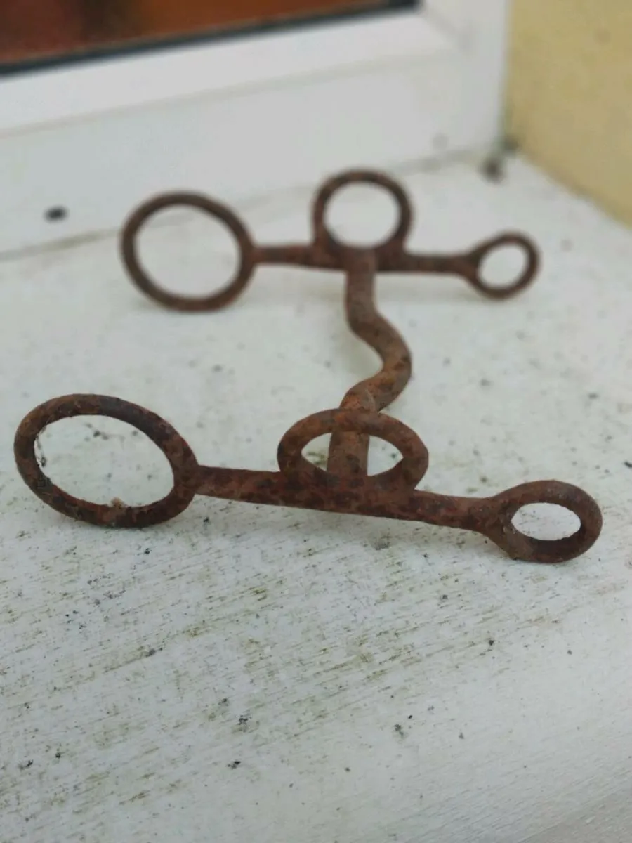 Antique wrought iron horse bit - Image 1