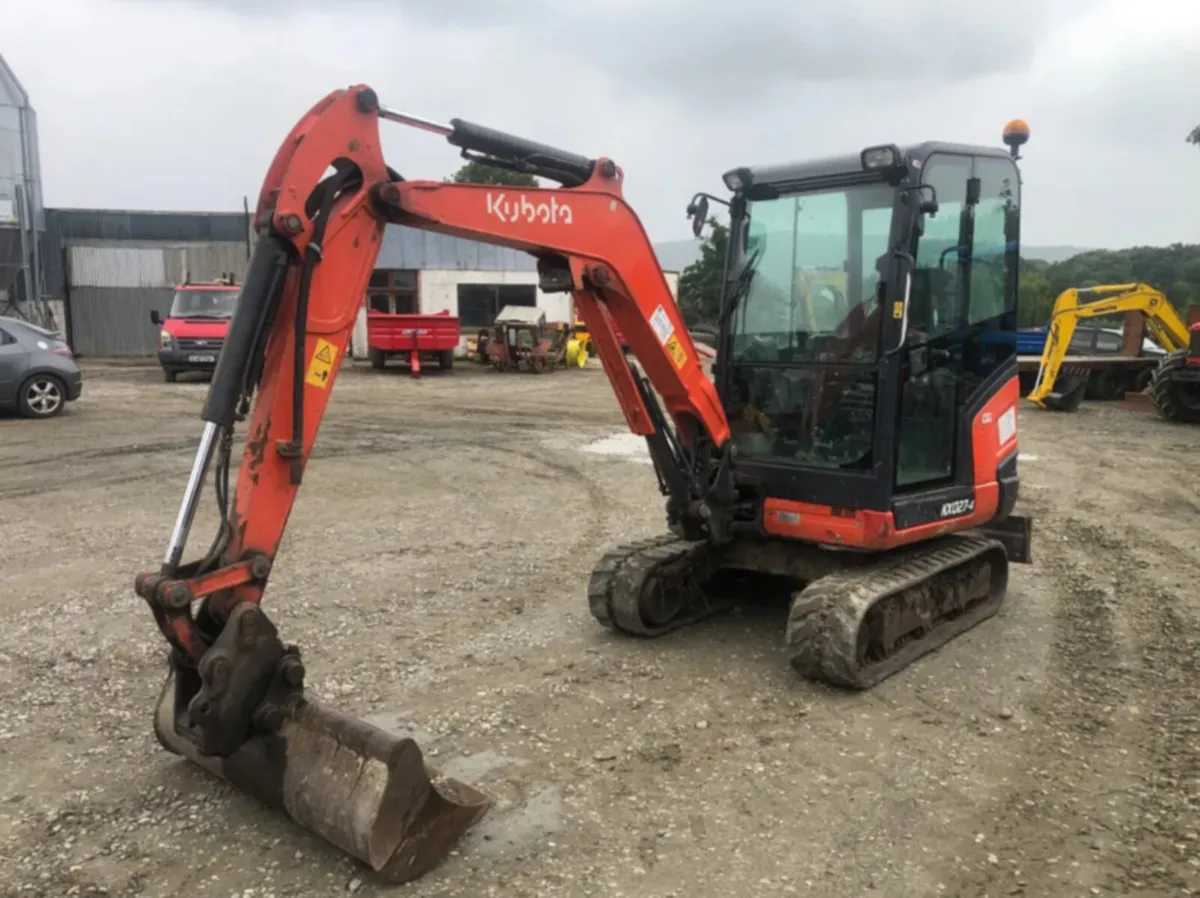 2018 Kubota KX027-4 - Image 4