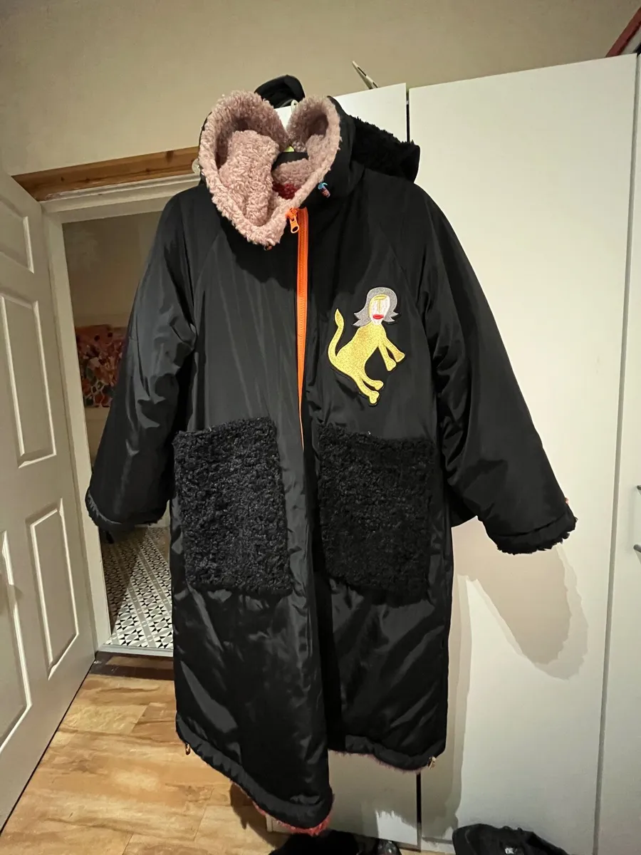 Joanne Hynes clothing - Image 1