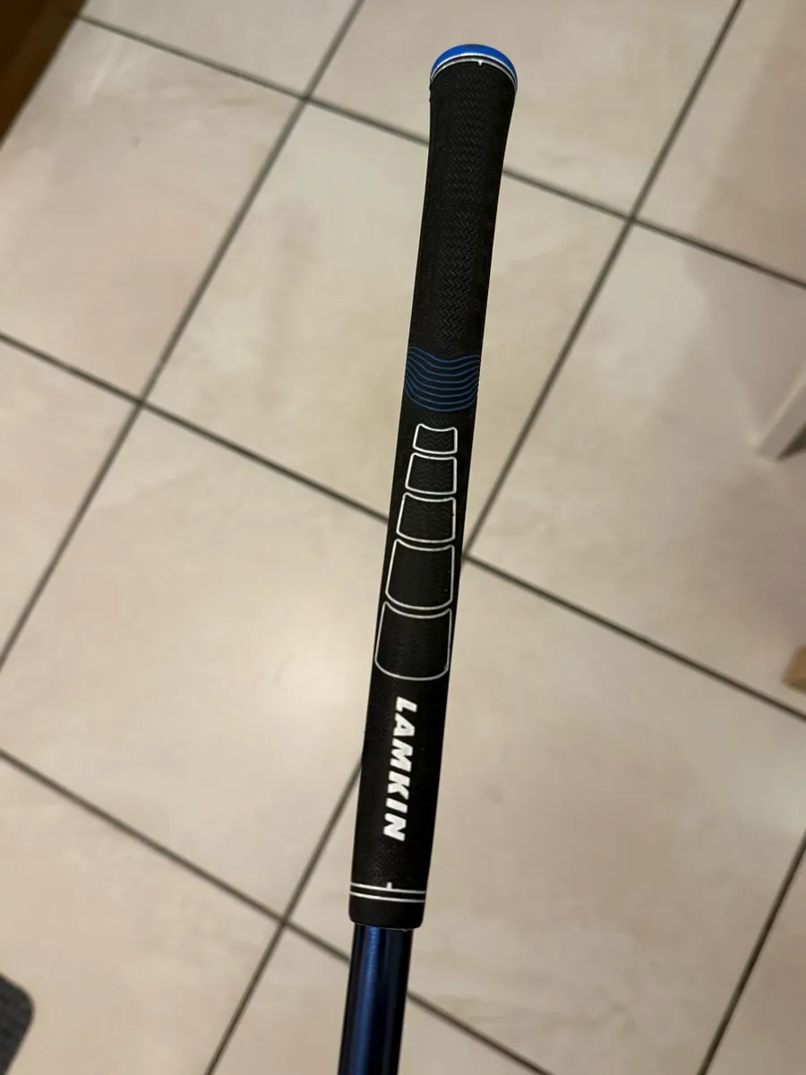 Titleist TSR2 Fairway Wood - Image 4