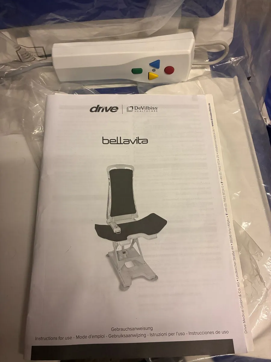 Bellavita Powered Bath Lift - Image 3