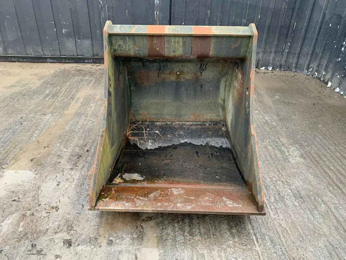 3FT Grading Bucket - Image 1