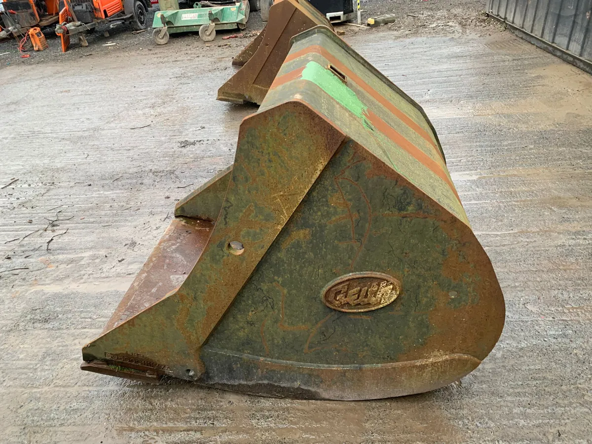 3FT Grading Bucket - Image 3