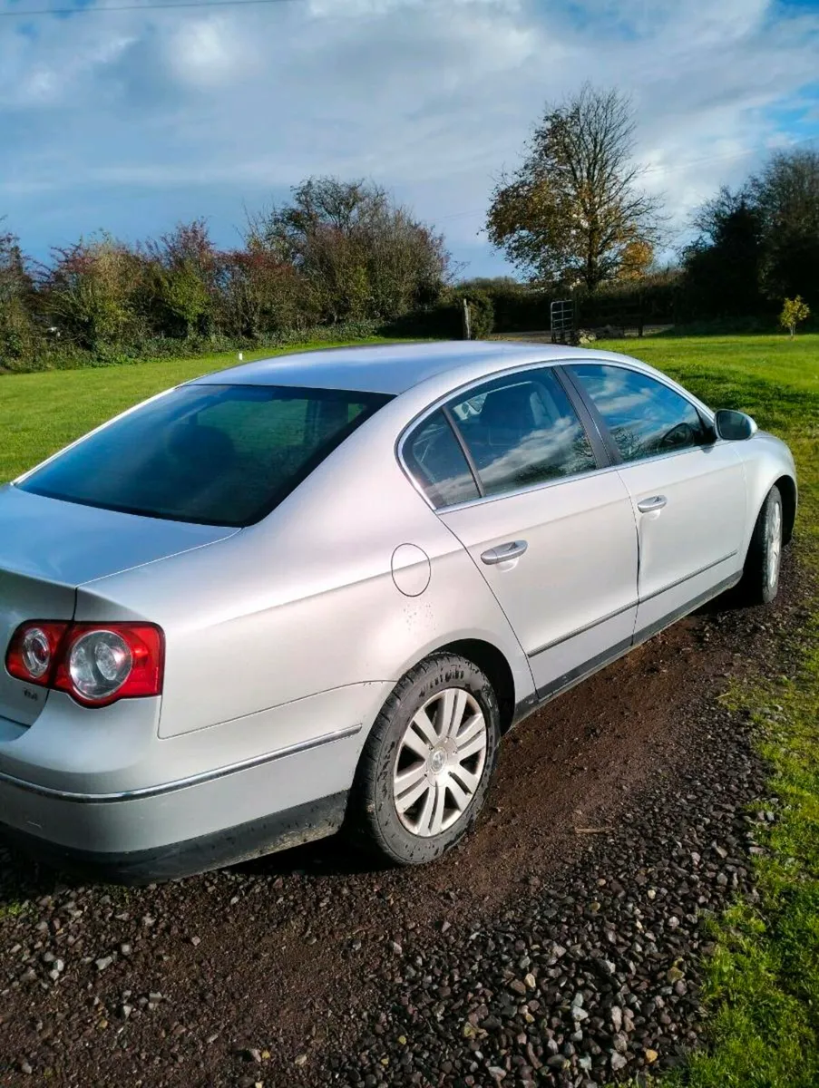 VOLKSWAGEN PASSAT - Image 3